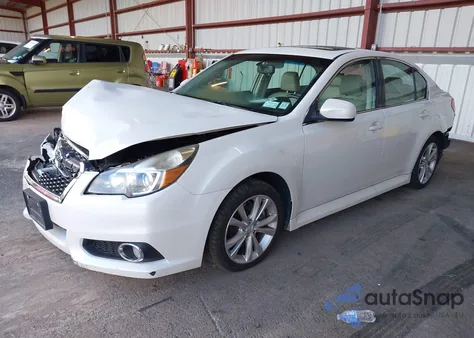 2013 Subaru Legacy 3.6R Limited из США, поврежденный, VIN 4S3BMDL65D2042601